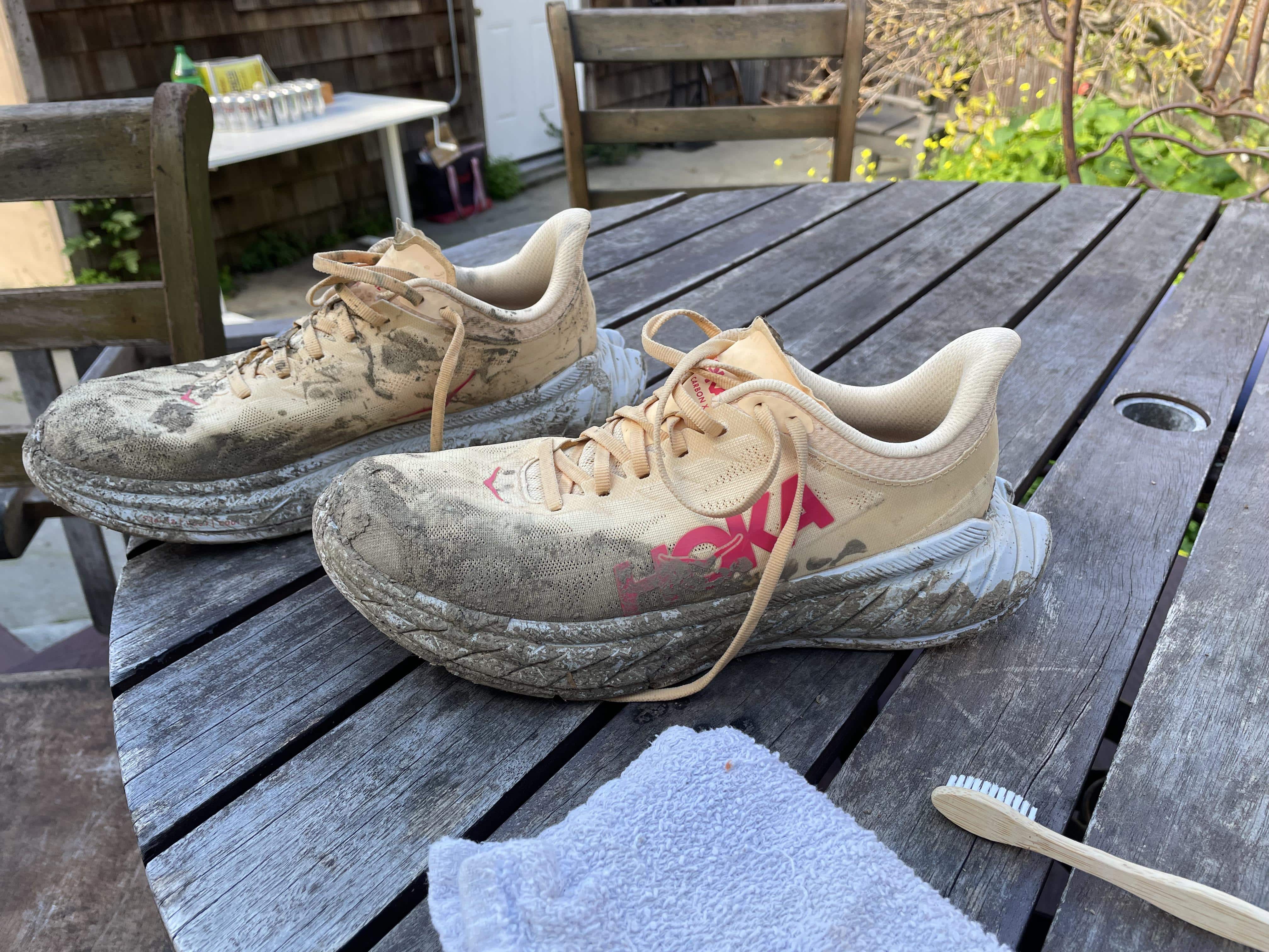 cleaning hoka shoes